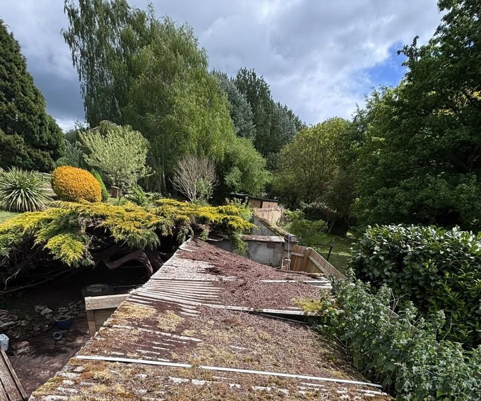 Collapsed asbestos roof removed in Andover